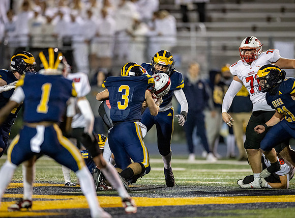 Centennial vs Rosemount Varsity Football 158
