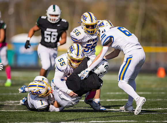 Mounds View vs STMA Varsity Football 217