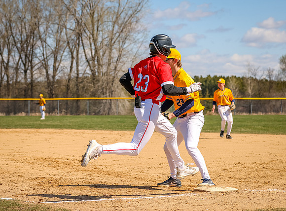 Centennial vs Mahtomedi JV Baseball_663