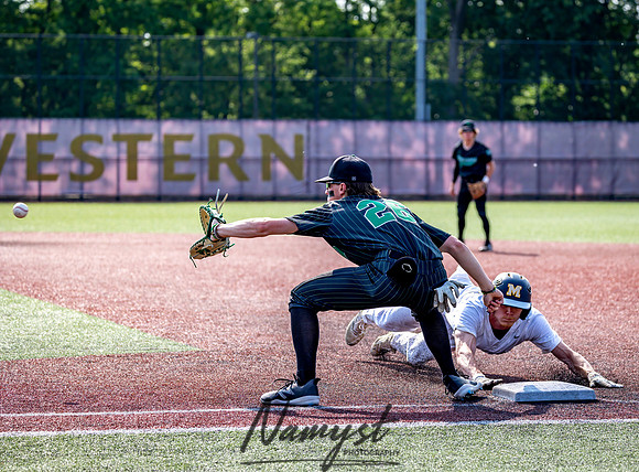 Mahtomedi vs Hill-Murray Baseball 14