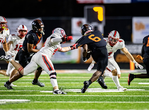 Centennial vs Osseo Varisty Football 93