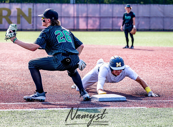 Mahtomedi vs Hill-Murray Baseball 32