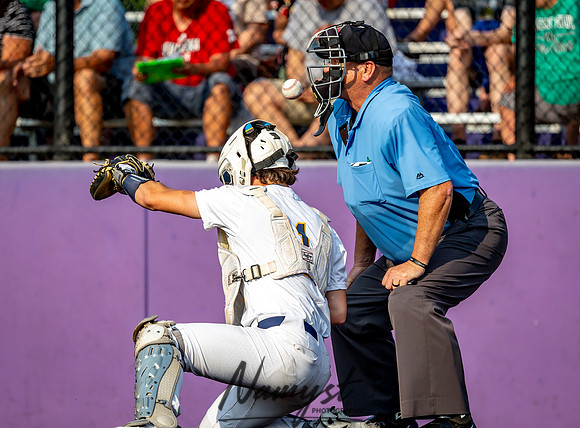 Mahtomedi vs Hill-Murray Baseball 85