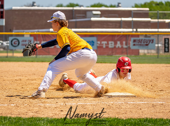 Centennial vs Mahtomedi Varsity Baseball 229