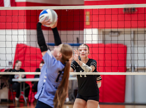 0785 Centennial vs Blaine 9B