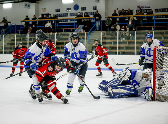 Centennial vs Cambridge Isanti Hockey 171