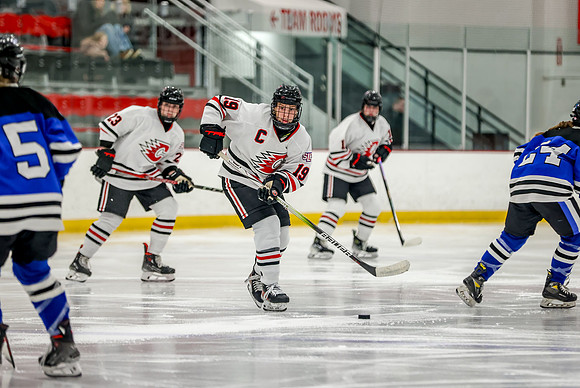 Centennial vs Roger Varsity Hockey 185