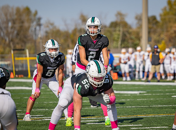 Mounds View vs STMA Varsity Football 219