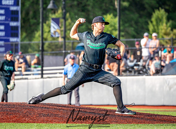 Mahtomedi vs Hill-Murray Baseball 76