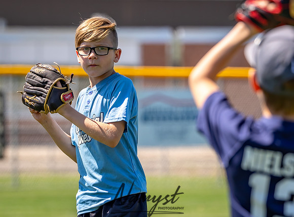 Centennial vs Mahtomedi Varsity Baseball 14