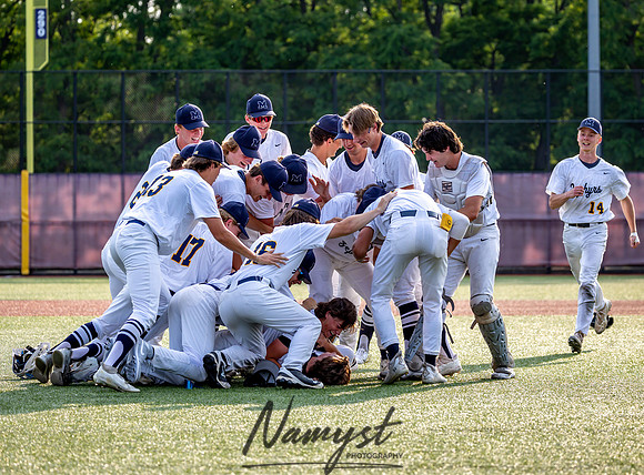 Mahtomedi vs Hill-Murray Baseball 100