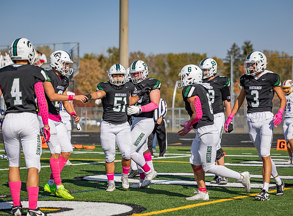 Mounds View vs STMA Varsity Football 225