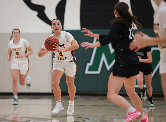 Mounds View vs Forest Lake Varsity Basketball 131