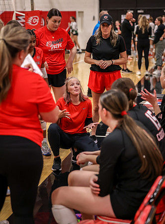 Centennial vs Mounds View Girls Varsity Volleyball 208