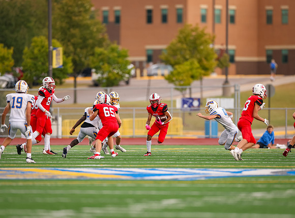 Centennial vs STMA JV Football 136