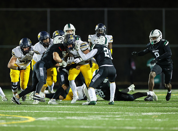 Mounds View vs Prior Lake Varsity Football 175