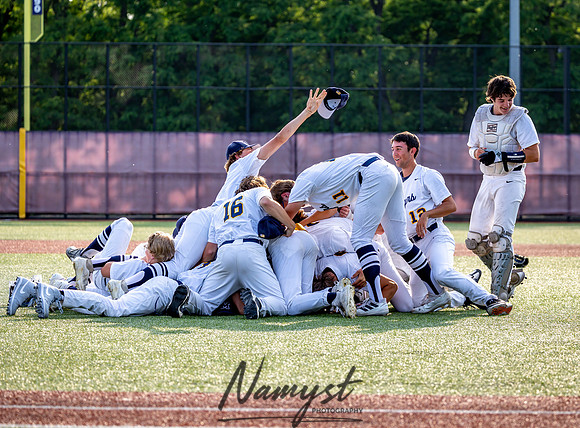 Mahtomedi vs Hill-Murray Baseball 113