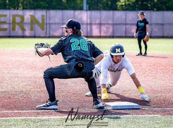 Mahtomedi vs Hill-Murray Baseball 31