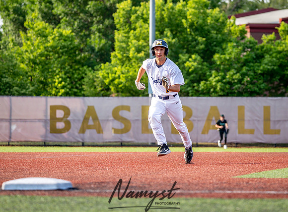 Mahtomedi vs Hill-Murray Baseball 82