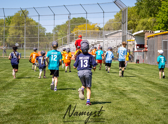 Centennial vs Mahtomedi Varsity Baseball 41