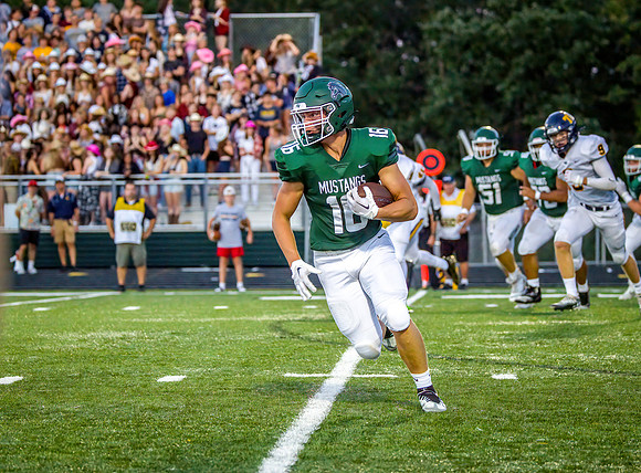 Mounds View vs Totino Grace Varsity Football 247