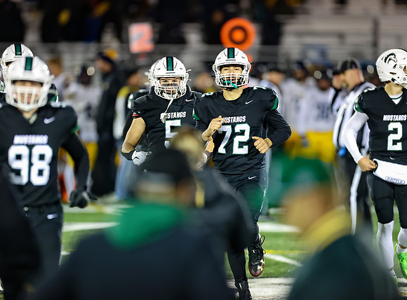 Mounds View vs Prior Lake Varsity Football 219