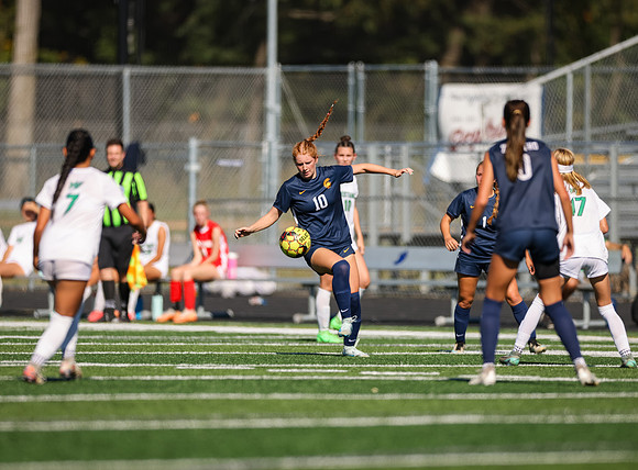 Mounds View vs Mahtomedi Girls Varisty Soccer 92