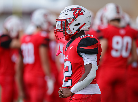 Centennial vs STMA JV Football 186