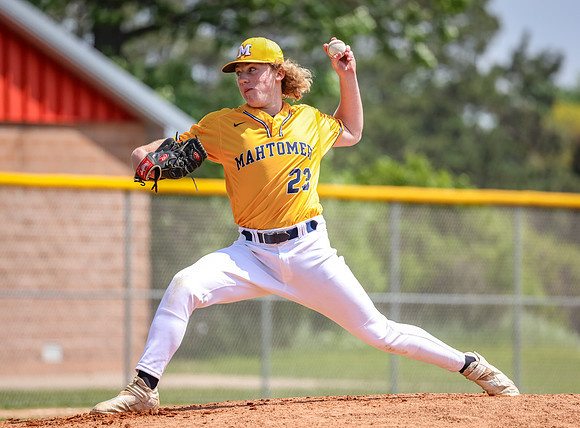 Centennial vs Mahtomedi Baseball 310
