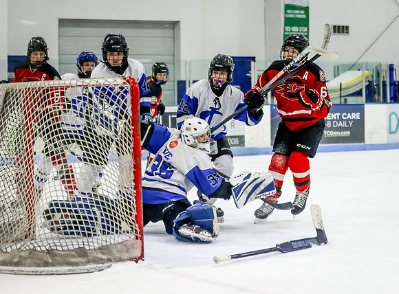 Centennial vs Cambridge Isanti Hockey 216