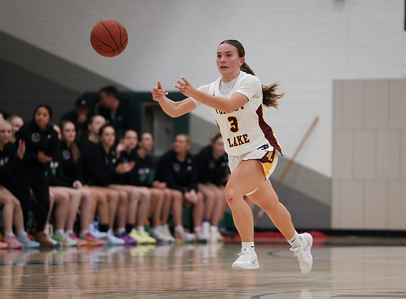 Mounds View vs Forest Lake Varsity Basketball 173