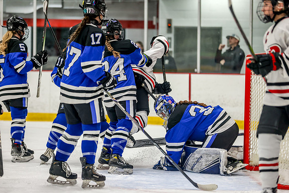 Centennial vs Roger Varsity Hockey 147