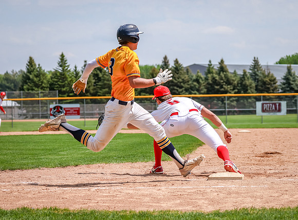 Centennial vs Mahtomedi Baseball 376