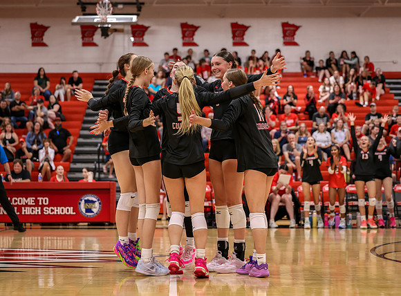 Centennial vs Mounds View Girls Varsity Volleyball 229