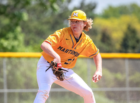 Centennial vs Mahtomedi Baseball 307