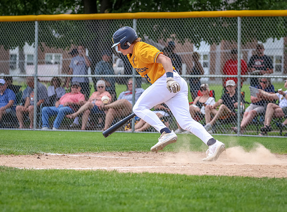 Centennial vs Mahtomedi Baseball 444