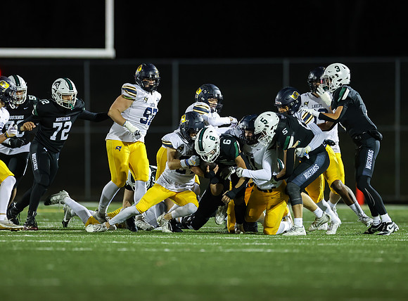 Mounds View vs Prior Lake Varsity Football 87