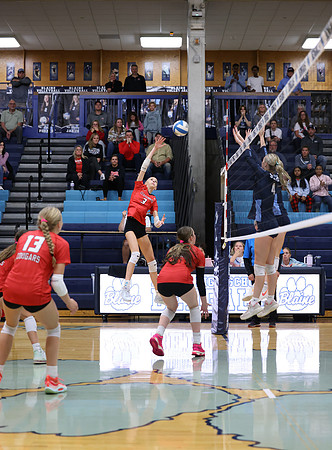 Centennial vs Blaine Girls Varsity Volleyball 12