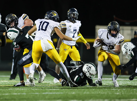 Mounds View vs Prior Lake Varsity Football 108