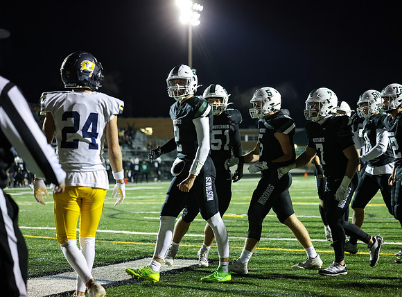 Mounds View vs Prior Lake Varsity Football 21