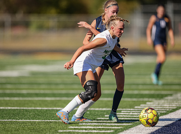 Mounds View vs Mahtomedi Girls Varisty Soccer 110