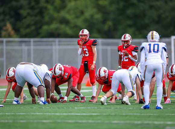 Centennial vs STMA JV Football 221