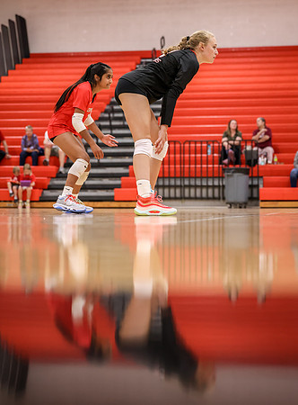 Centennial vs Mounds View Girls Varsity Volleyball 210
