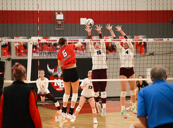 Centennial vs Anoka Girls Varsity Volleyball 208