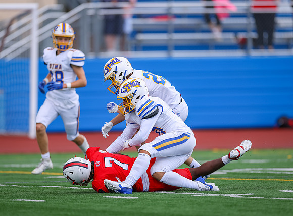 Centennial vs STMA JV Football 235