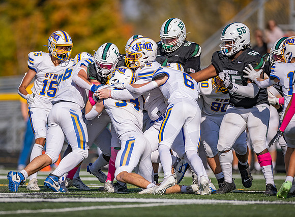 Mounds View vs STMA Varsity Football 271