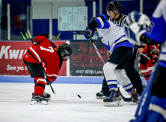 Centennial vs Cambridge Isanti Hockey 31