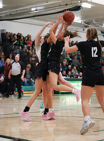 Mounds View vs Forest Lake Varsity Basketball 202