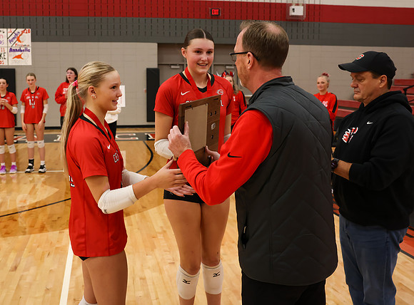 Centennial vs Anoka Girls Varsity Volleyball 427