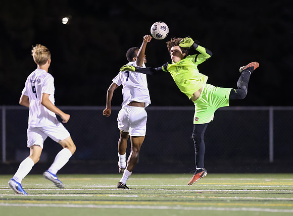 Centennial vs Champlin Park Varsity Soccer 150